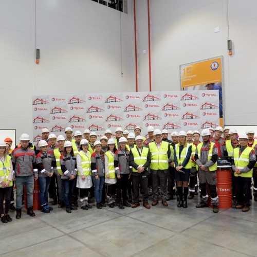 36 000 тонн готовой продукции, растущие мощности и инвестиционный план на 2020 год: завод Total в «Ворсино» отмечает первый год со дня запуска