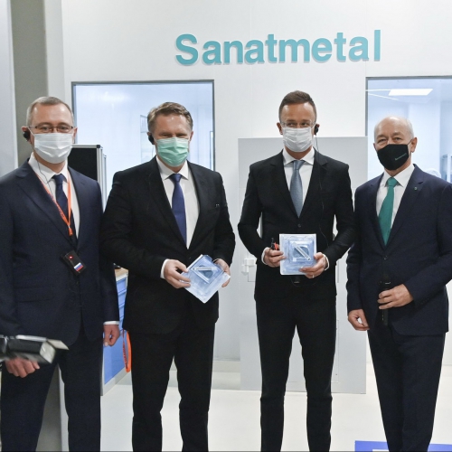 На заводе «Санатметал» в Обнинске начали выпуск компонента эндопротеза коленного сустава из российского сырья